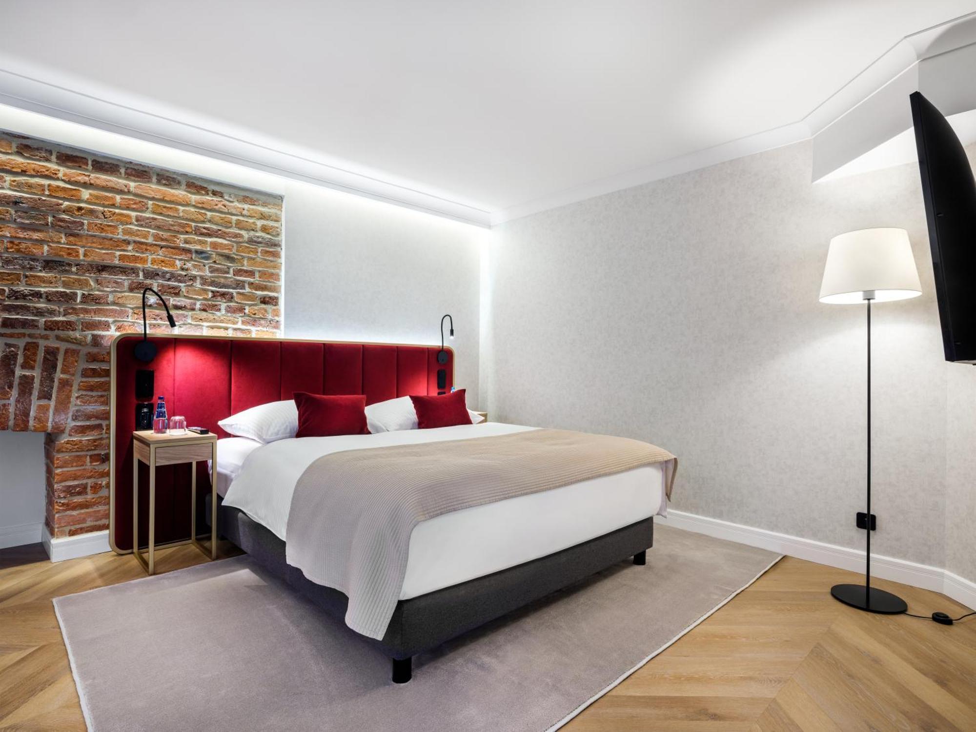 Golden Queen Deluxe Jacuzzi Apartments - Old Town Kraków Zewnętrze zdjęcie